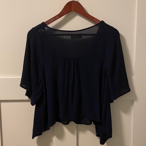 Hollister Flowy Cropped Shirt Navy size M - Picture 5 of 6